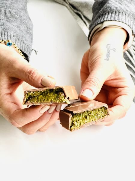 Fıstıklı Kadayıflı Neşeli Çikolata 100 Gr